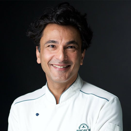 Vikas Khanna (1)